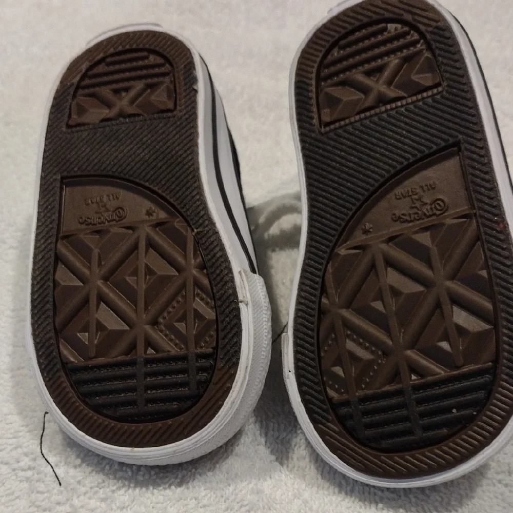 Converse Kids Classic Black and White Sneakers - Picture 5 of 5